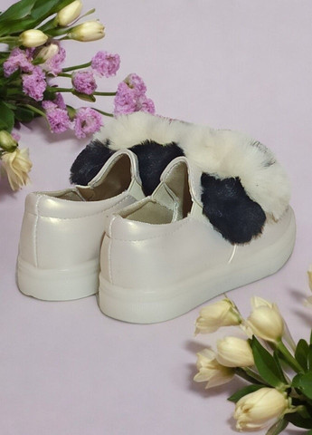 Молочні осінні кросівки пухнасті з мордочкою для дівчинки 89110 молочні L&D