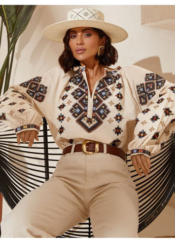 Бежева колоритна чорна блуза вишиванка з геометричним орнаментом, жіноча сорочка з вишивкою, етно рубашка вишита візерунок геометричний пряма, вільна бавовна, поліестер (352189086)