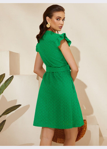 Зеленое короткое платье из прошвы зелёное Dressa
