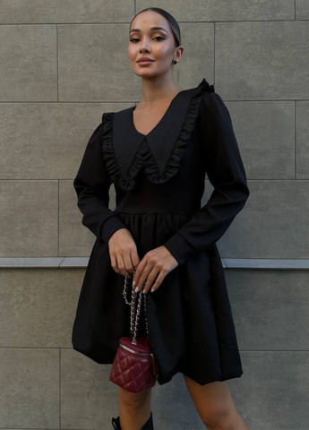 Чорна кежуал приталена міні сукня балон з довгими рукавами та відкладним коміром прикрашений рюшами балон Україна однотонна