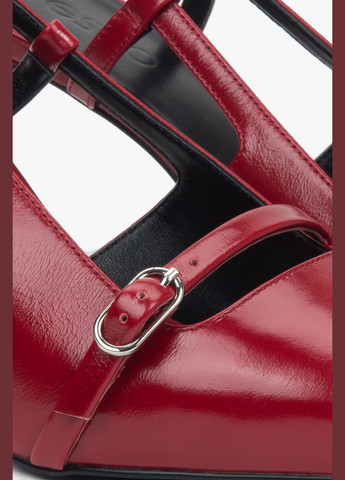 Estro Слінгбеки, колір червоний червоний з, україна — літо (341680772)