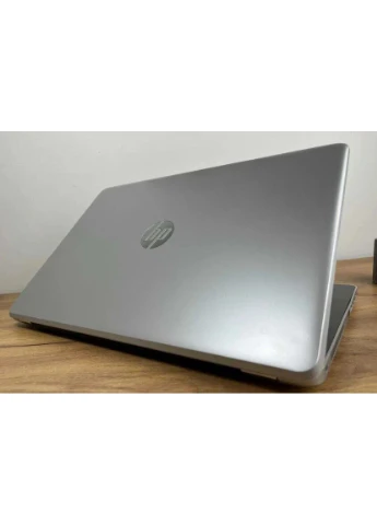 Игровой ноутбук 15-bs03ng / 15.6" IPS / Core i5-7200U (2(4) ядра по 2.5-3.1 GHz) / 8GB DDR4 / 256GB SSD / Radeon R5 M330, 2GB HP (398129639)
