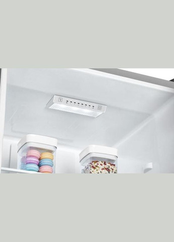 Холодильник RB435N4BCE Hisense