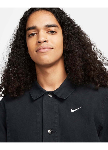 Чорна демісезонна куртка чоловіча Nike