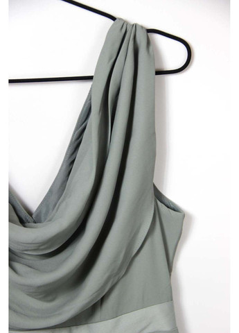 Оливковое (хаки) повседневный платье Asos однотонное
