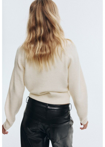 Молочний зимовий жіночий светр з коміром н&м (58543) xs молочний H&M