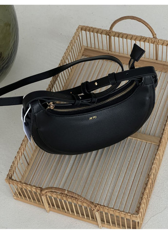 Жіноча сумка напівкругла JW PEI Sharon чорний через плече No Brand (369935164)