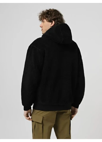 Черная демисезонная куртка whittle sherpa black vn000jvtblk Vans