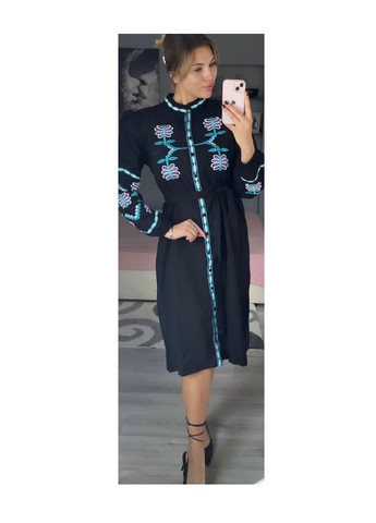 Чорний зимній жіноча вишита сукня квита чорна ESQ 4636