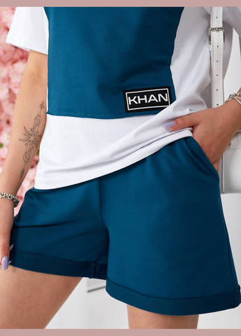 Стильний костюм з контрастною вставкою на футболці No Brand (332608075)