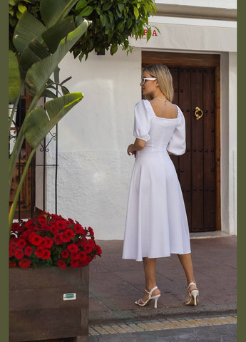 Белое праздничный, кэжуал, вечернее женское платье миди из костюмной ткани а-силуэт Україна однотонное