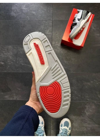 Белые демисезонные кроссовки мужские nike air jordan legacy 312 low найк аир джордан No Brand