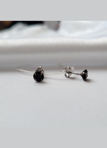 Серебряные гвоздики пусеты на фиксаторах с Черным камнем 5 мм серебро 925 пробы Родированное с2фо/606 0.60г No Brand (306741810)