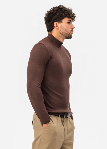 Коричневый мужской тонкий свитер "стойка" SVTR