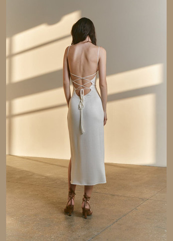 Молочна сукня з відкритою спиною 2027 Papaya