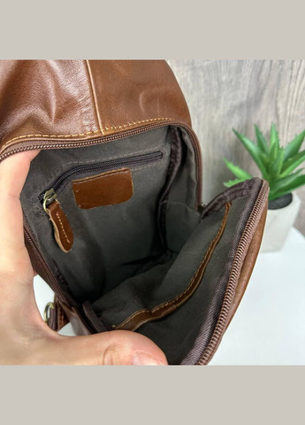 Чоловіча шкіряна сумка з металевою фурнітурою слінг на темно-коричневі груди (sku_734ТК) No Brand (346078174)