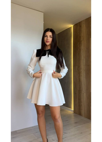 Молочна сукня костюмка преміум якості,комірець знімається Україна