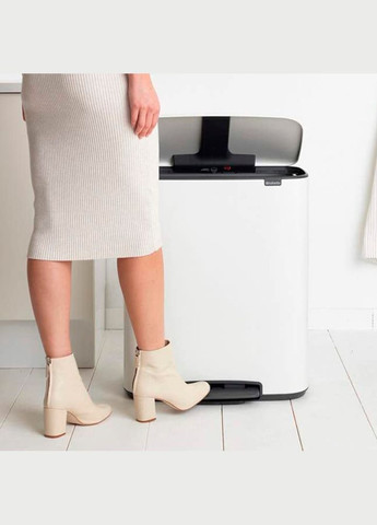Відро для сміття BO Pedal Bin 60 л 211300 Brabantia (317304522)