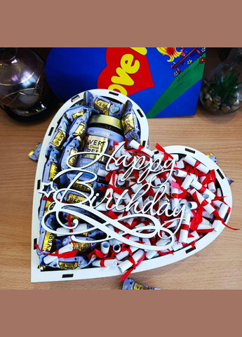 Подарочный бокс сердце с принтом «Love is...» с конфетами (ar166) No Brand (317348280)