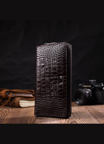 Великий чоловічий клатч з одним відділенням з натуральної шкіри з тисненням під крокодила 22028 Коричневий Bond (302008540)