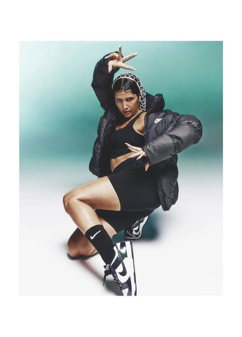 Черная пуховик женский therma-fit sportswear windpuffer black Nike