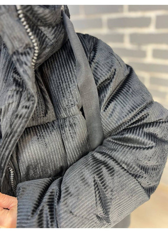 Чорна демісезонна куртка жіноча 1056 пуффер вельвет оверсайз широка чорна Snow Passion