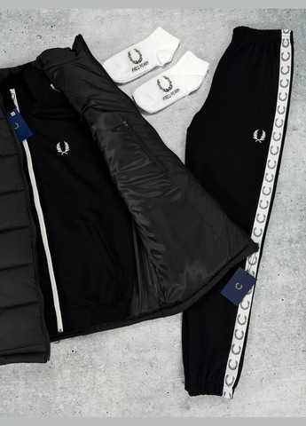 Набір: жилет-кофта-штани 2 пари шкарпеток у подарунок! No Brand (317627526)