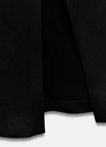 Черное кэжуал платье с вырезом Zara