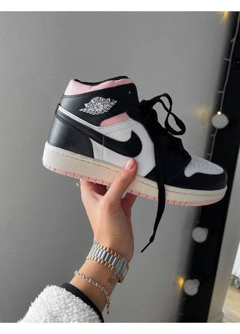 КРОСІВКИ ЖІНОЧІ NIKE AIR JORDAN 1 RETRO BLACK WHITE PINK НАЙК АІР ДЖОРДАН No Brand рожеві демісезони (368869715)