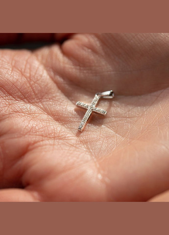 Золотой крестик с черными и белыми фианитами п03159 Oniks (264023458)