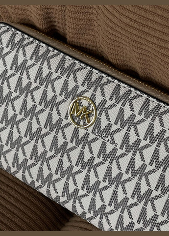 Гаманець жіночий Майкл Корс великий логотип білий No Brand (317843139)