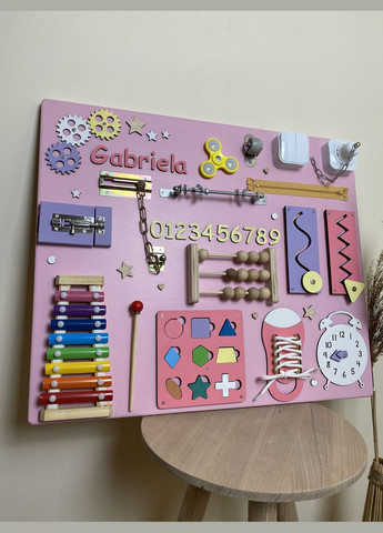 Именный деревянный бизиборд для девочки, развивающая игрушка 50х60 см No Brand (355890443)