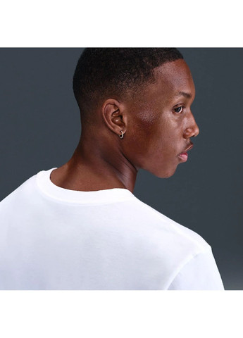 Белая футболка мужская etched tee white Nike