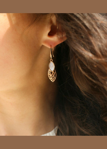 Подовжені сережки з перламутром Sincera (341534206)