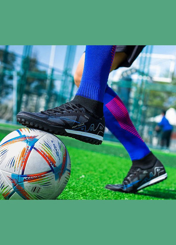 Черные футбольные сороконожки No Brand без шнурков