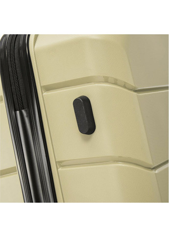 Валіза поліпропіленова середня 69 см Wings PP06 (366737656)