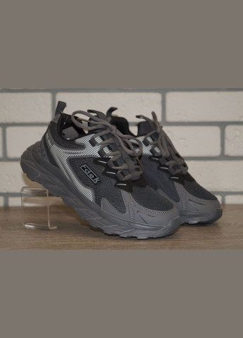 Темно-серые демисезонные кроссовки спортивные подростковые темно-серые FDEK