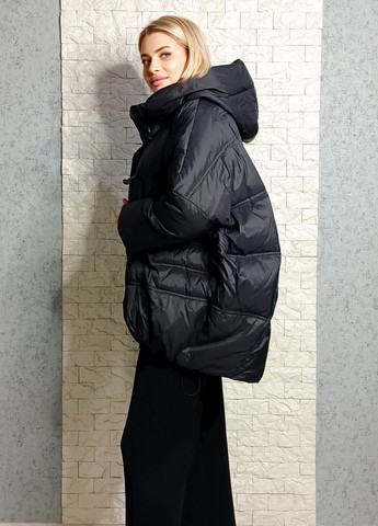 Чорний зимній Пуховик di classe