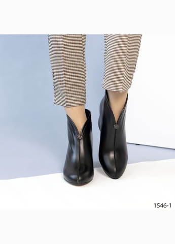 Комбіновані шкіряні ботильйони на підборах 37 No Brand