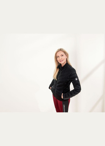 Черная демисезонная куртка демисезонная водоотталкивающая и ветрозащитная для женщины 377033 Crivit