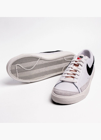Білі Осінні кросівки чоловічі blazer low 77 vintage white da6364-101 Nike