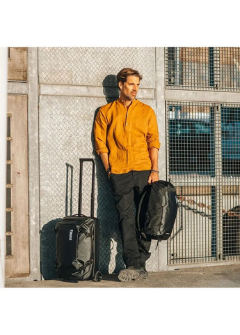 Сумка на колесах Chasm Carry-On 55 cm 40 л Pond TH 3204986 Thule (364840557)