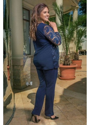 Костюм деловой декорированный гипюром, мод ИТ-1155, синий, размер 54-56 No Brand (355469747)