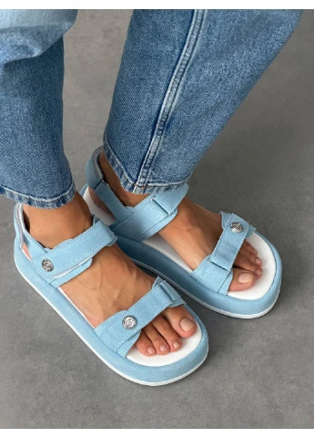 Голубые замшевые босоножки No Brand