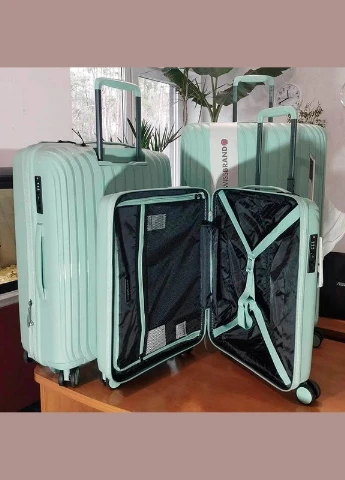 Чемодан на 4-х колесах Narberth L 105л Light Mint (DAS302545) Swissbrand (322206481)