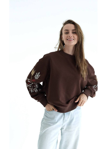 Коричневый женский свитшот декорирован вышивкой "серденька" (366440843)