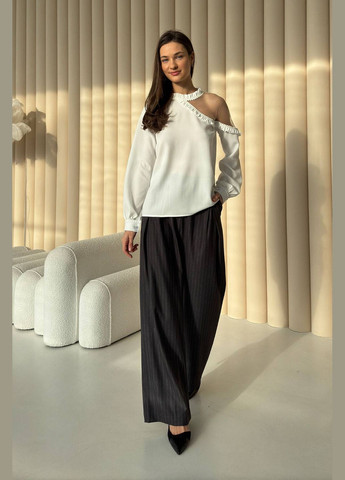 Молочная блуза Nenka