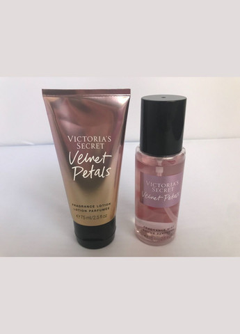 Набір спреїв та лосьйонів для тіла Pure Seduction Love Spell Velvet Petals Bare Vanilla мінірозміри (8х75 мл) Victoria's Secret (280265894)