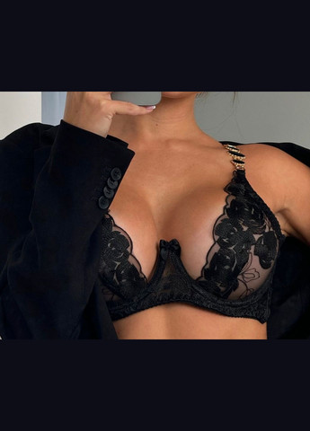 Черный демисезонный комплект женского нижнего белья erica бюстгальтер трусики пояс с гартерами цвет черный No Brand Комплект нижньої білизни Erica