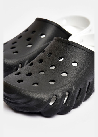 Крокси дитячі черного кольору Let's Shop (337115537)